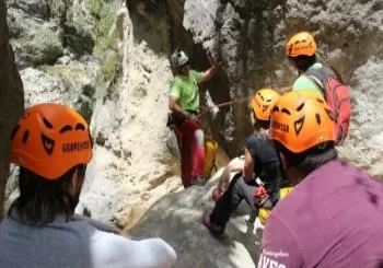 Actividades de Aventura en Teruel Barranco seco en Manzanera