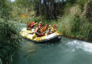 Actividades de Aventura en Teruel Rafting en Castellote