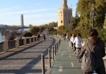 Tour en bicicleta por Sevilla Tour en bicicleta por Sevilla